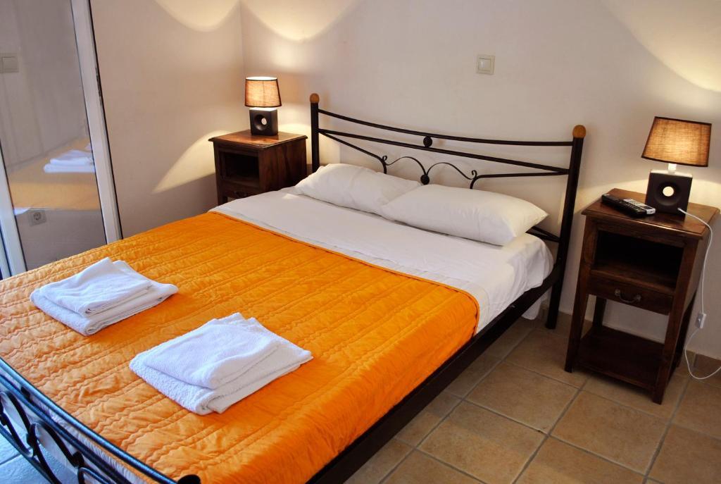 Argo Apartments Vasilikí Rum bild